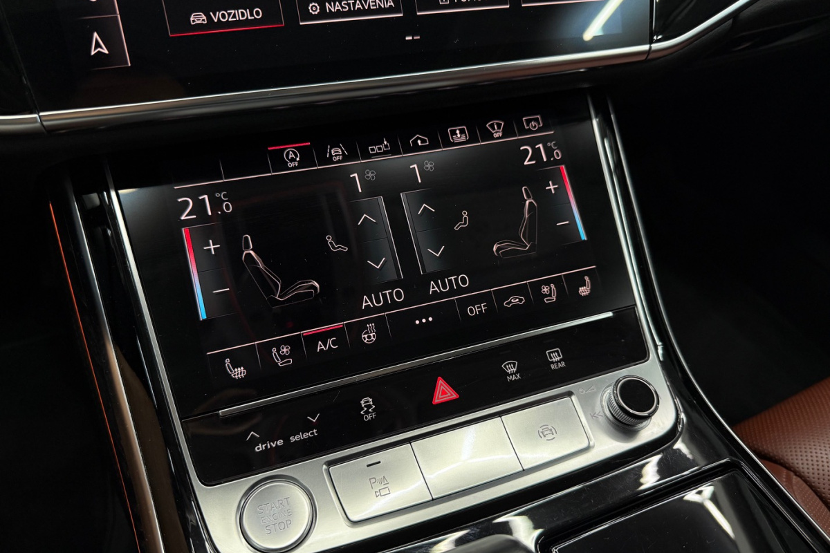 Ponuka vozidiel / Audi A8 55 3.0 TFSI V6 quattro tiptronic - video