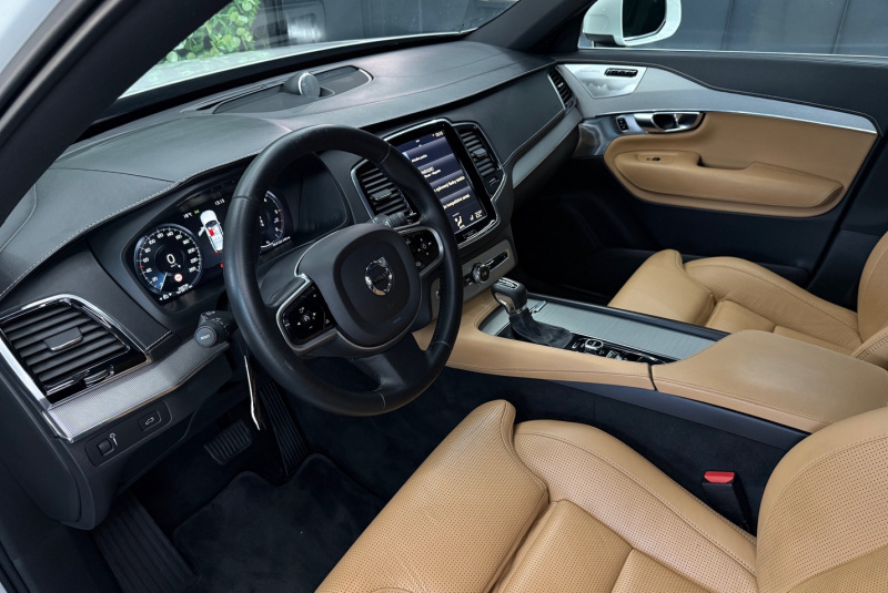  Ponuka vozidiel / Volvo XC90 D5 235k Drive-E Inscription AWD A/T - video