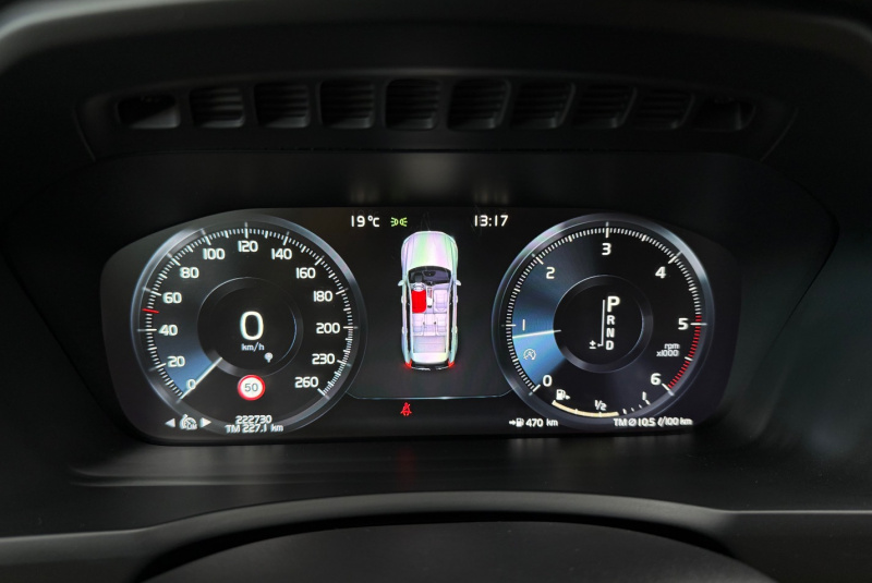  Ponuka vozidiel / Volvo XC90 D5 235k Drive-E Inscription AWD A/T - video