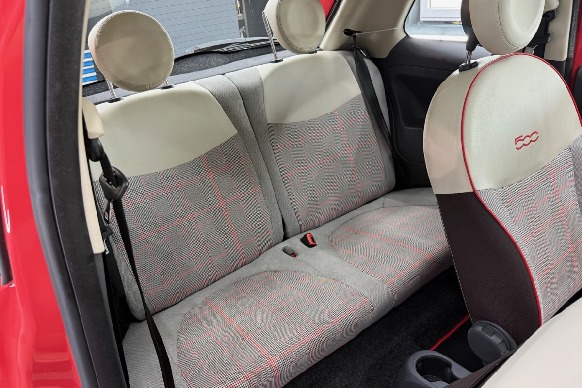 Ponuka vozidiel / Fiat 500 1.2 A/T - video Ponuka vozidiel / Fiat 500 1.2 A/T - video