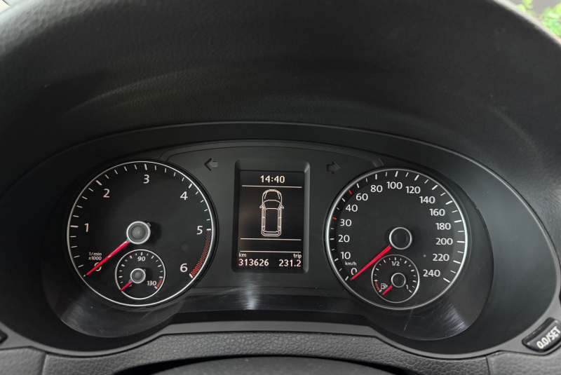  Ponuka vozidiel / Volkswagen Sharan 2.0 TDI BMT Trendline - video