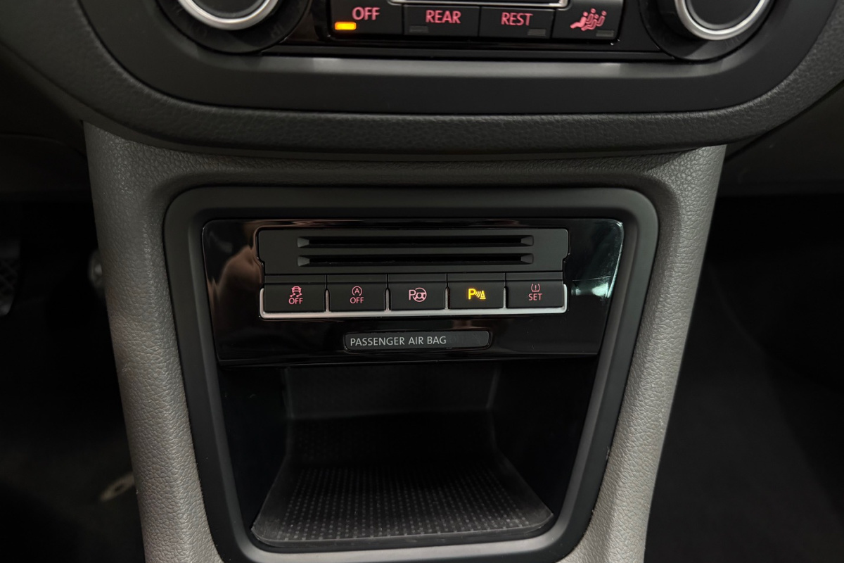 Ponuka vozidiel / Volkswagen Sharan 2.0 TDI BMT Trendline - video