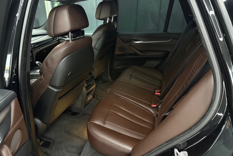  Ponuka vozidiel / BMW X5 xDrive30d A/T - video