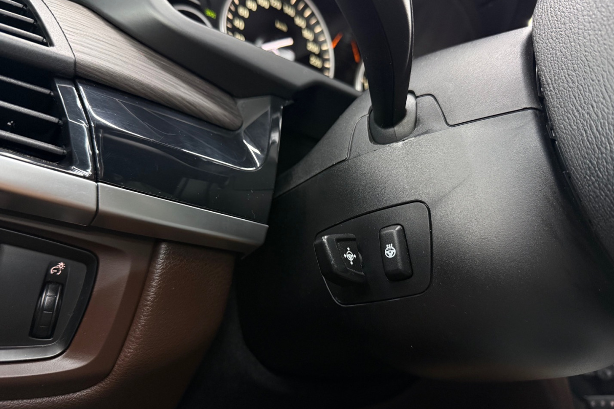Ponuka vozidiel / BMW X5 xDrive30d A/T - video