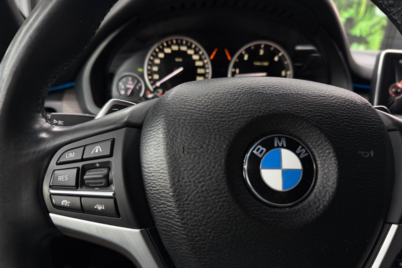  Ponuka vozidiel / BMW X5 xDrive30d A/T - video