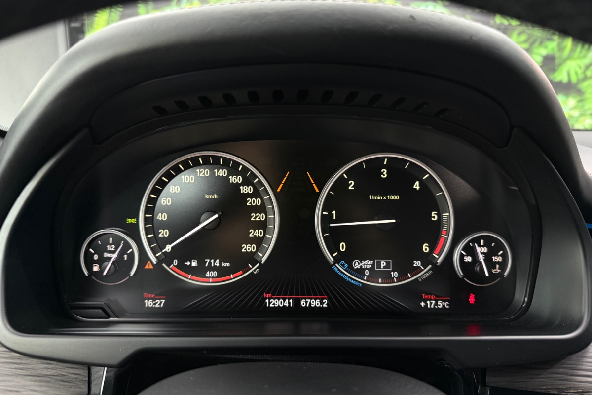 Ponuka vozidiel / BMW X5 xDrive30d A/T - video
