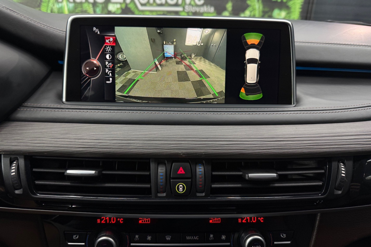 Ponuka vozidiel / BMW X5 xDrive30d A/T - video Ponuka vozidiel / BMW X5 xDrive30d A/T - video