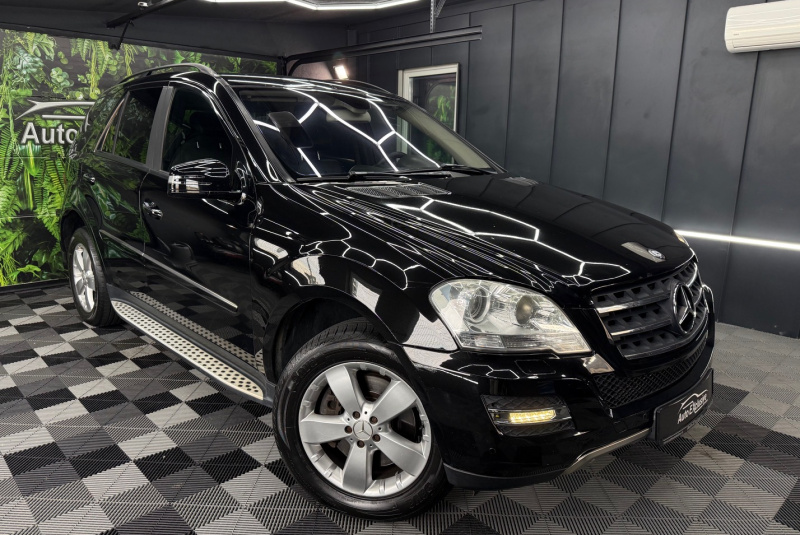  Ponuka vozidiel / Mercedes-Benz ML 500 4MATIC V8 5.0 - video