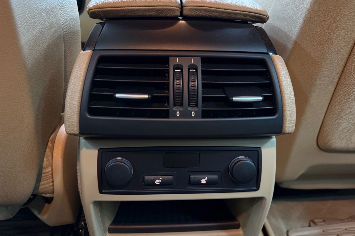 Ponuka vozidiel / BMW X6 xDrive 30d 245k - video