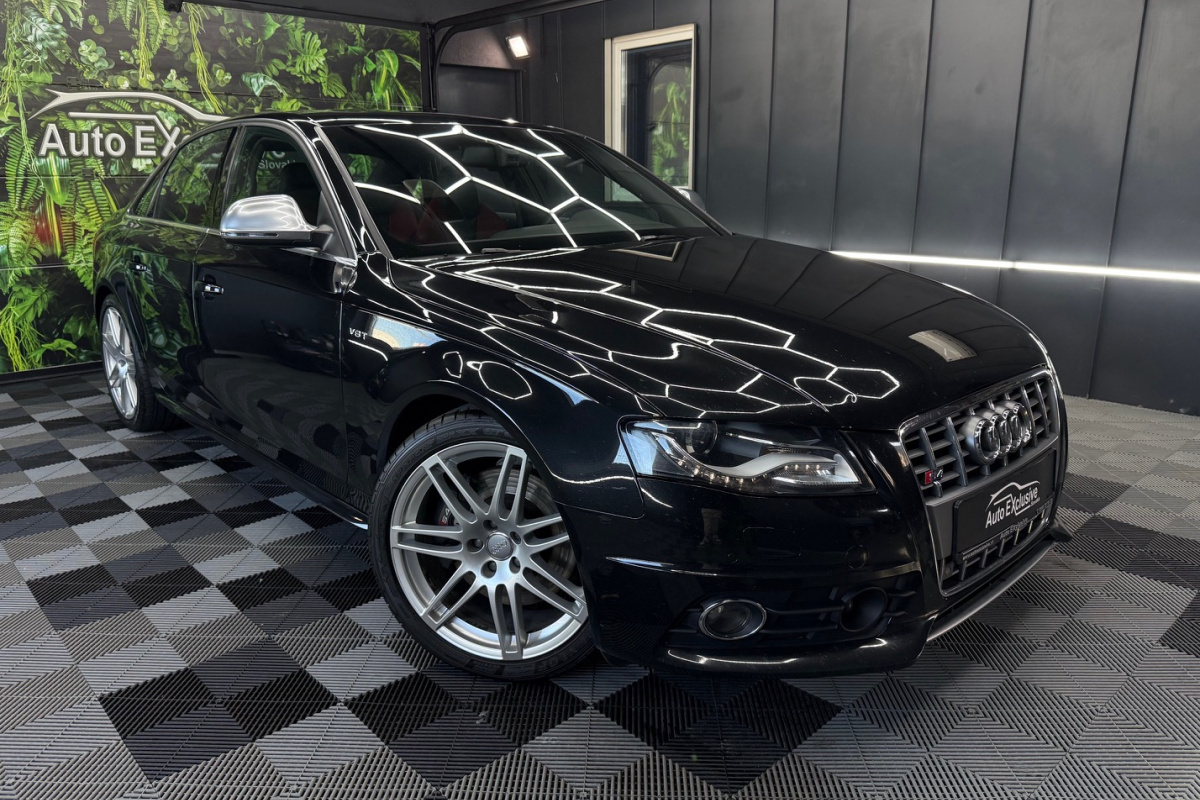 Ponuka vozidiel / Audi S4 3.0T FSI V6 quattro S-tronic - video