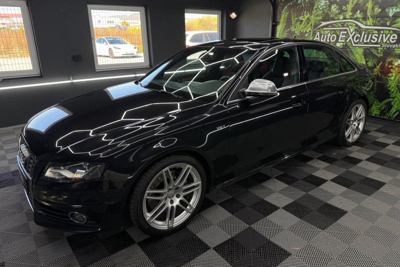  Ponuka vozidiel / Audi S4 3.0T FSI V6 quattro S-tronic - video