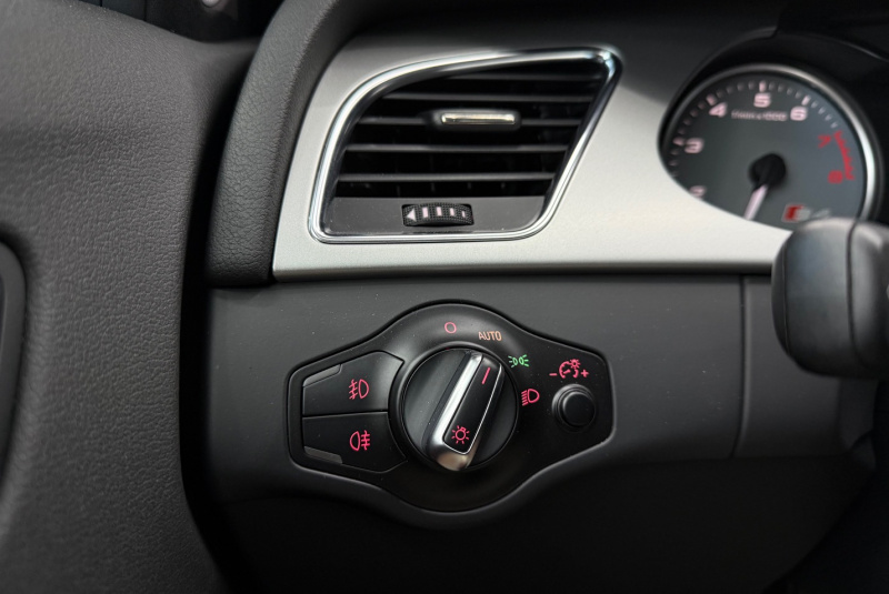  Ponuka vozidiel / Audi S4 3.0T FSI V6 quattro S-tronic - video
