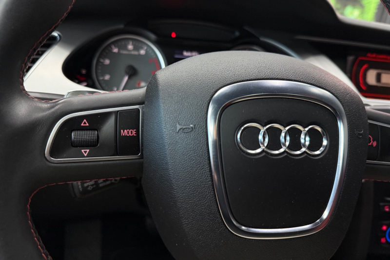  Ponuka vozidiel / Audi S4 3.0T FSI V6 quattro S-tronic - video