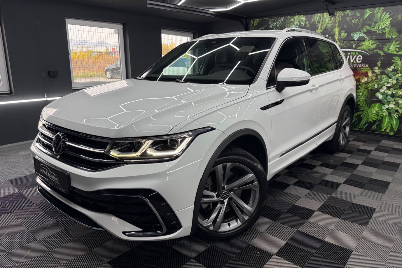  Ponuka vozidiel / Volkswagen Tiguan Allspace 2.0 TSI OPF 4Motion R-Line DSG - video