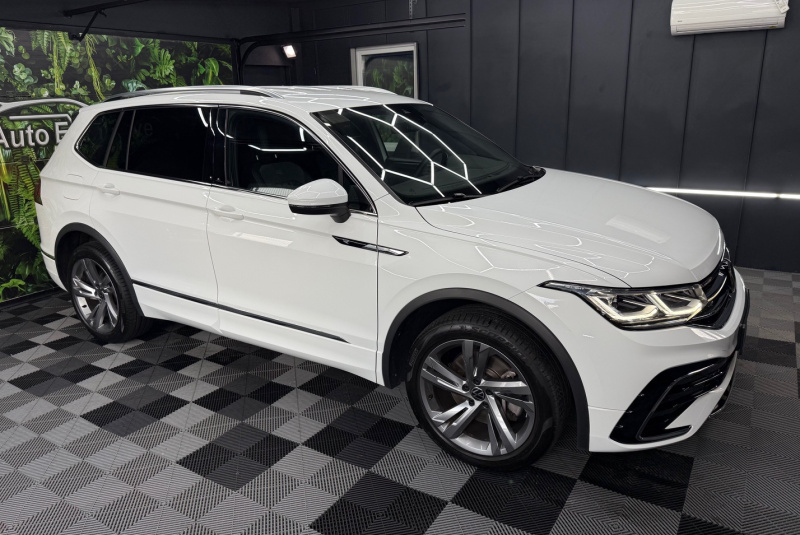  Ponuka vozidiel / Volkswagen Tiguan Allspace 2.0 TSI OPF 4Motion R-Line DSG - video