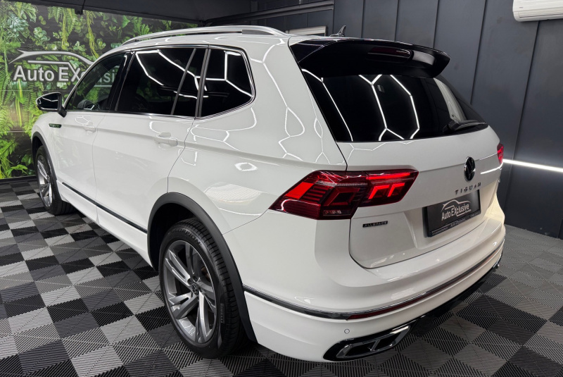  Ponuka vozidiel / Volkswagen Tiguan Allspace 2.0 TSI OPF 4Motion R-Line DSG - video