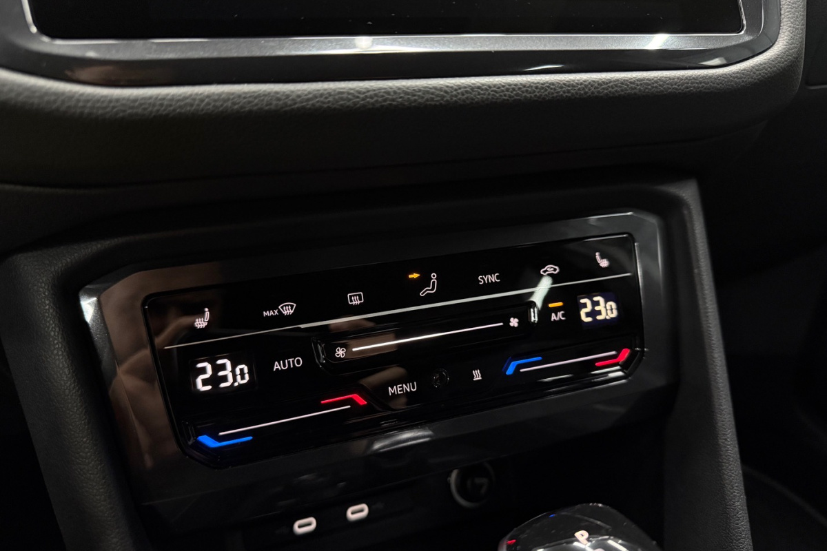 Ponuka vozidiel / Volkswagen Tiguan Allspace 2.0 TSI OPF 4Motion R-Line DSG - video Ponuka vozidiel / Volkswagen Tiguan Allspace 2.0 TSI OPF 4Motion R-Line DSG - video
