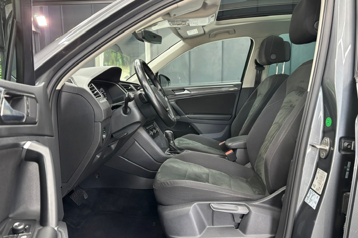 Ponuka vozidiel / Volkswagen Tiguan 2.0 TDI SCR BMT 4MOTION Highline DSG EU6 - video