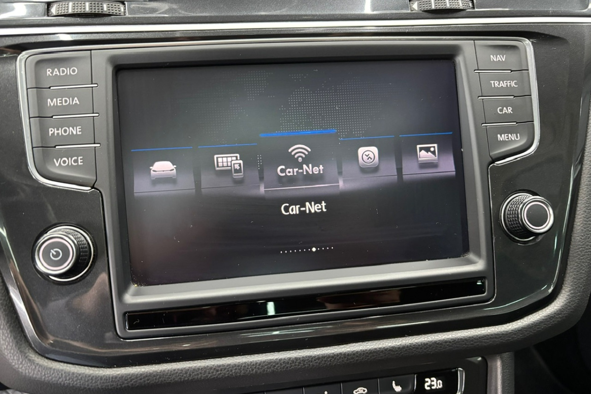 Ponuka vozidiel / Volkswagen Tiguan 2.0 TDI SCR BMT 4MOTION Highline DSG EU6 - video