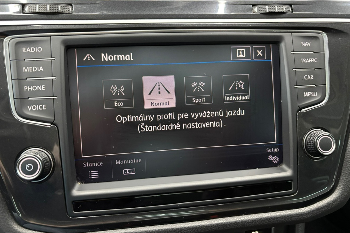 Ponuka vozidiel / Volkswagen Tiguan 2.0 TDI SCR BMT 4MOTION Highline DSG EU6 - video