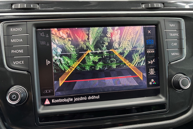  Ponuka vozidiel / Volkswagen Tiguan 2.0 TDI SCR BMT 4MOTION Highline DSG EU6 - video
