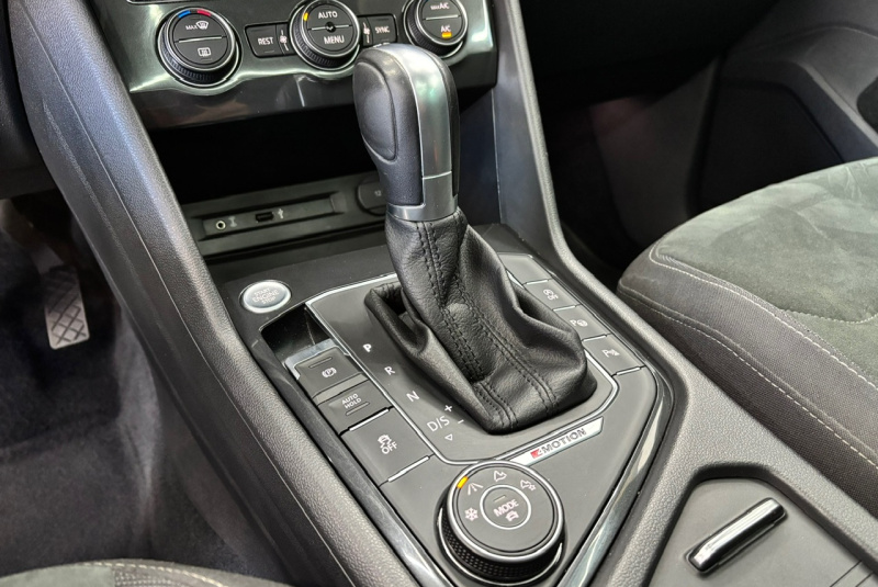  Ponuka vozidiel / Volkswagen Tiguan 2.0 TDI SCR BMT 4MOTION Highline DSG EU6 - video