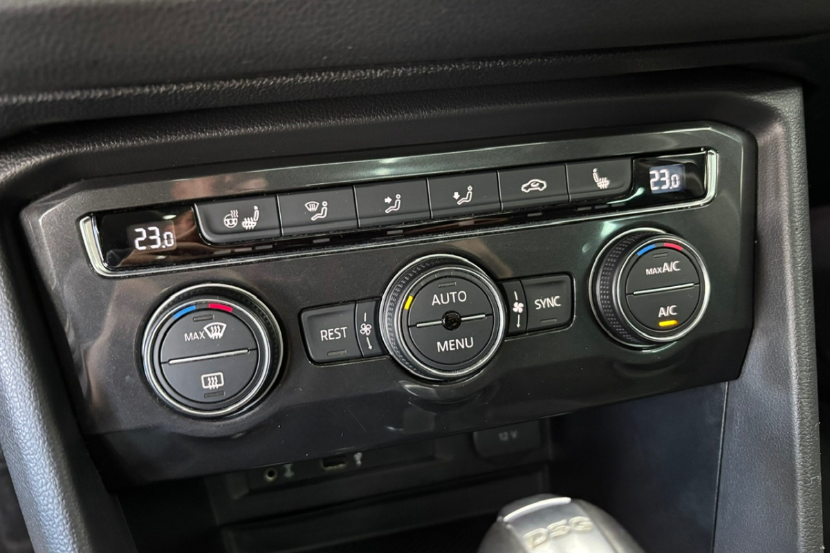 Ponuka vozidiel / Volkswagen Tiguan 2.0 TDI SCR BMT 4MOTION Highline DSG EU6 - video