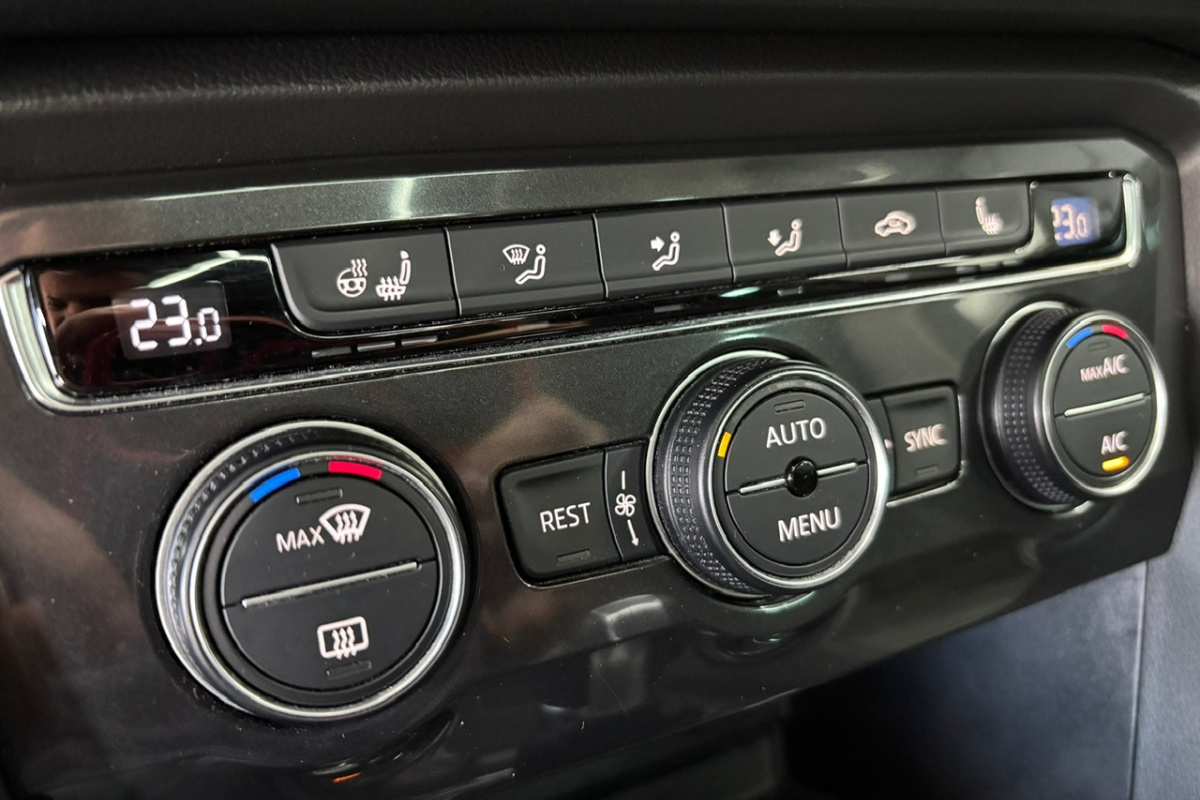 Ponuka vozidiel / Volkswagen Tiguan 2.0 TDI SCR BMT 4MOTION Highline DSG EU6 - video
