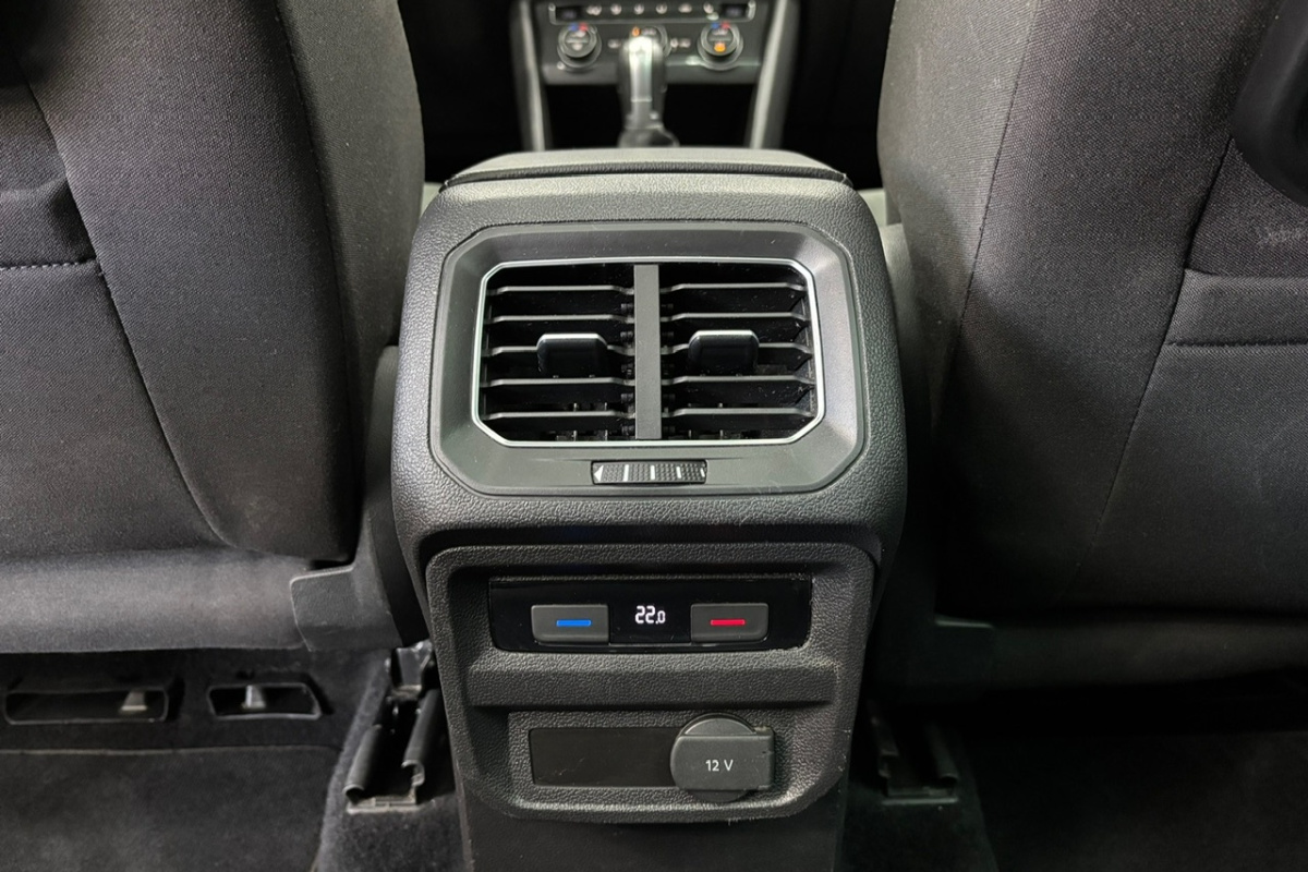 Ponuka vozidiel / Volkswagen Tiguan 2.0 TDI SCR BMT 4MOTION Highline DSG EU6 - video