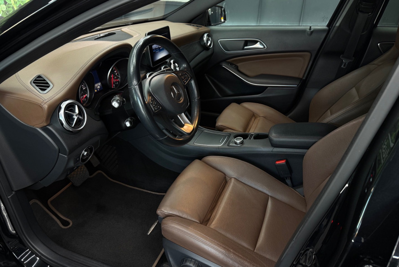  Ponuka vozidiel / Mercedes-Benz GLA 180 A/T - video
