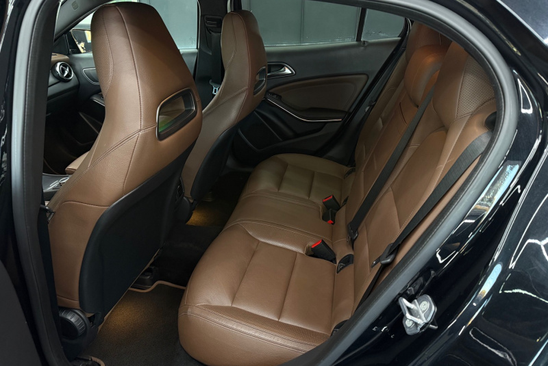  Ponuka vozidiel / Mercedes-Benz GLA 180 A/T - video