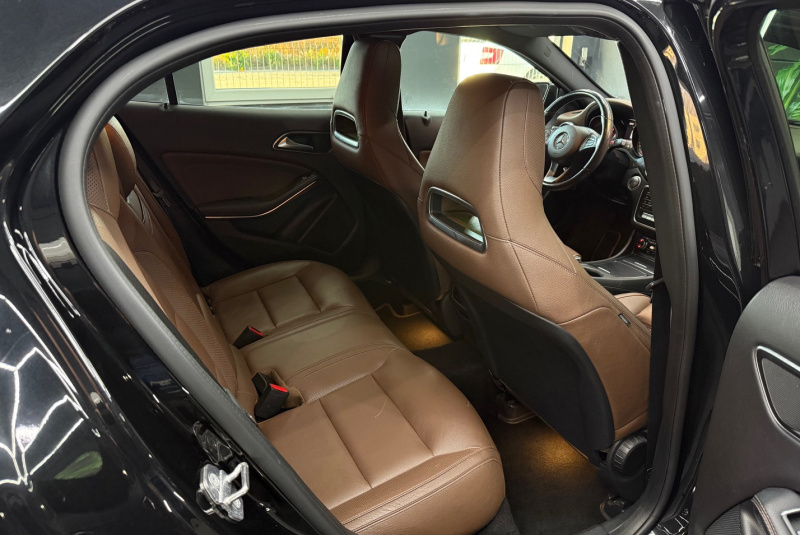  Ponuka vozidiel / Mercedes-Benz GLA 180 A/T - video