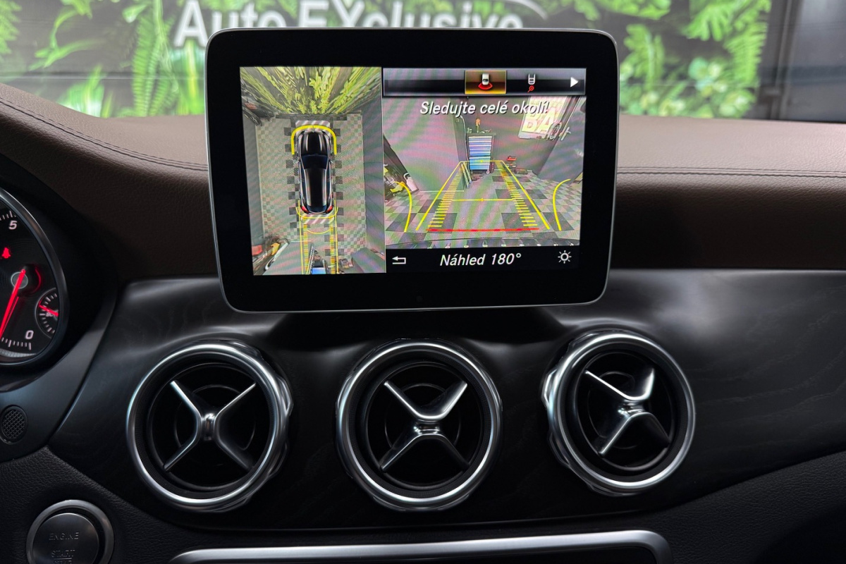 Ponuka vozidiel / Mercedes-Benz GLA 180 A/T - video