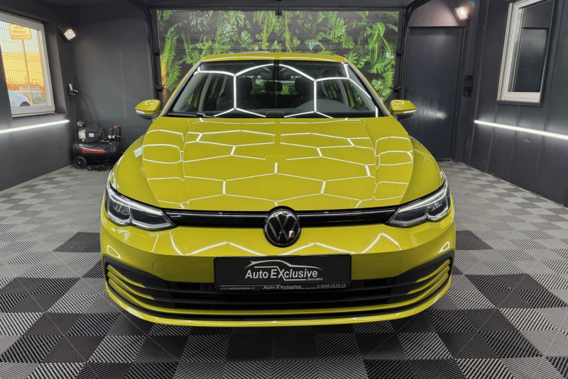  Ponuka vozidiel / Volkswagen Golf 1.5 eTSI ACT Life DSG - video