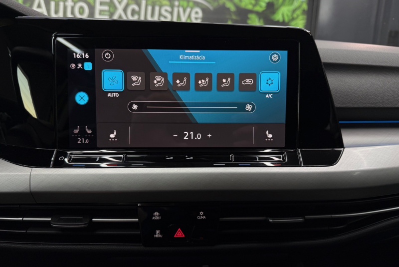  Ponuka vozidiel / Volkswagen Golf 1.5 eTSI ACT Life DSG - video