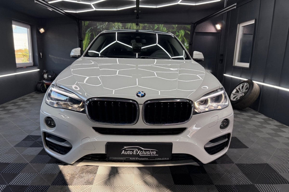 Ponuka vozidiel / BMW X6 xDrive 30d Standard A/T - video