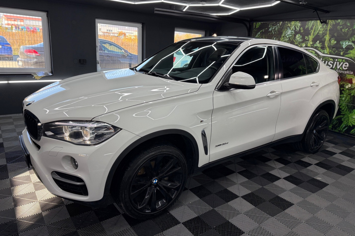 Ponuka vozidiel / BMW X6 xDrive 30d Standard A/T - video