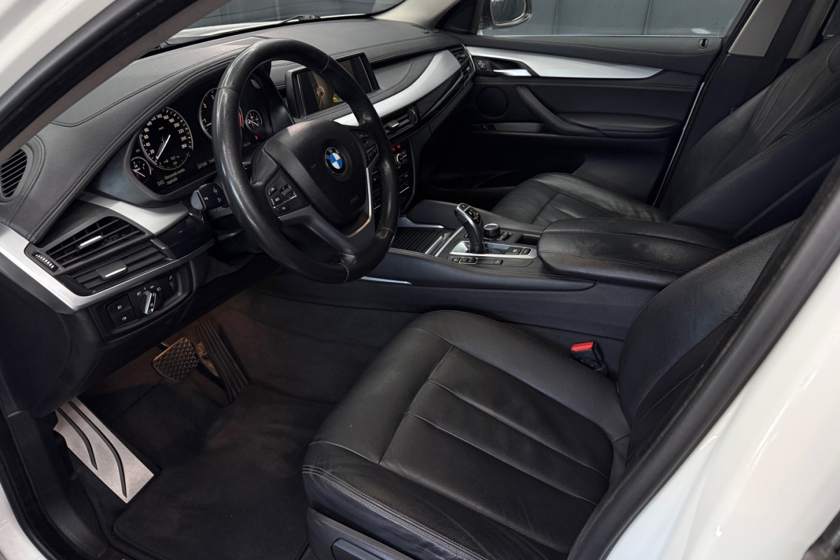 Ponuka vozidiel / BMW X6 xDrive 30d Standard A/T - video