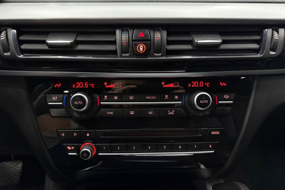 Ponuka vozidiel / BMW X6 xDrive 30d Standard A/T - video
