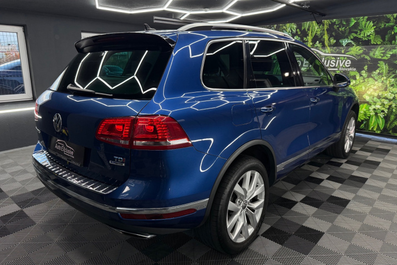  Ponuka vozidiel / Volkswagen Touareg II 3.0 V6 TDI BMT 4MOTION R-LINE - video