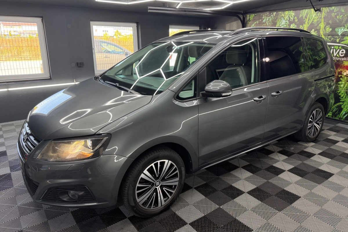 Ponuka vozidiel / Seat Alhambra 2.0 TDI CR 184k Style DSG - video