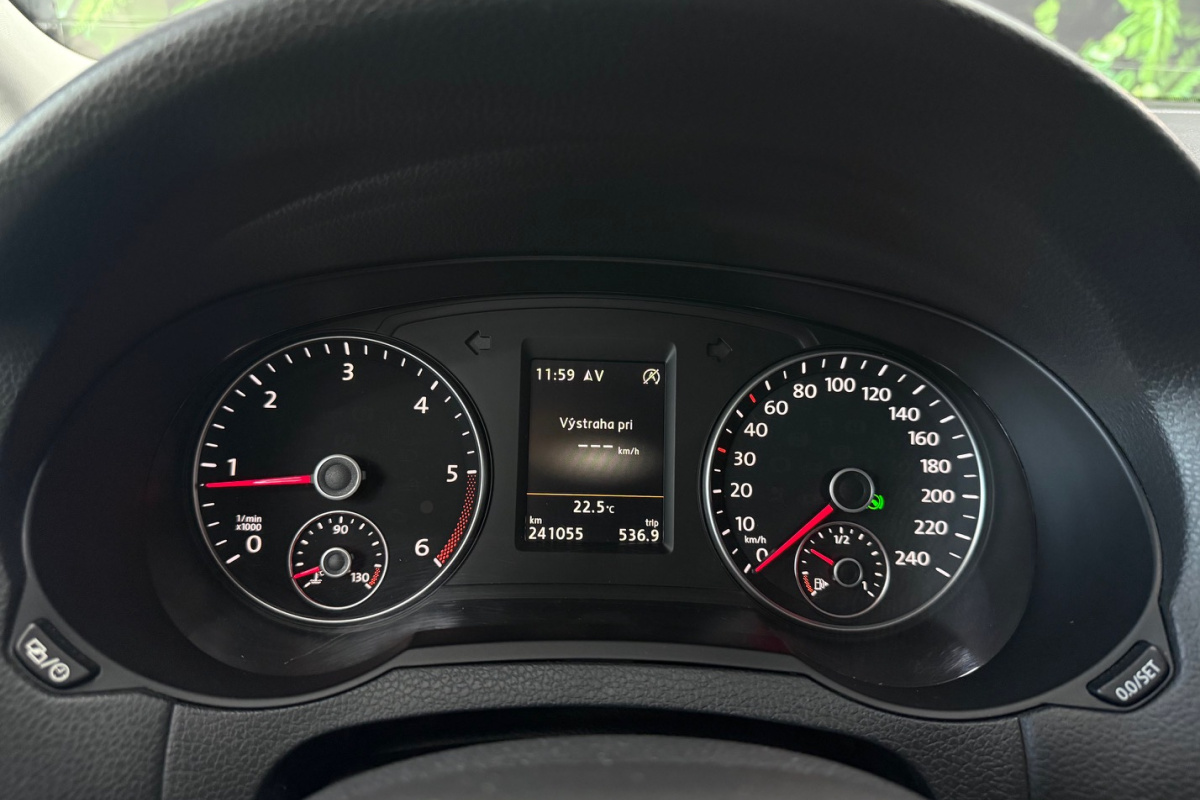 Ponuka vozidiel / Seat Alhambra 2.0 TDI CR 184k Style DSG - video
