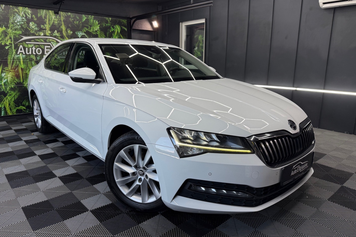 Ponuka vozidiel / Škoda Superb 2.0 TDI Ambition DSG - video