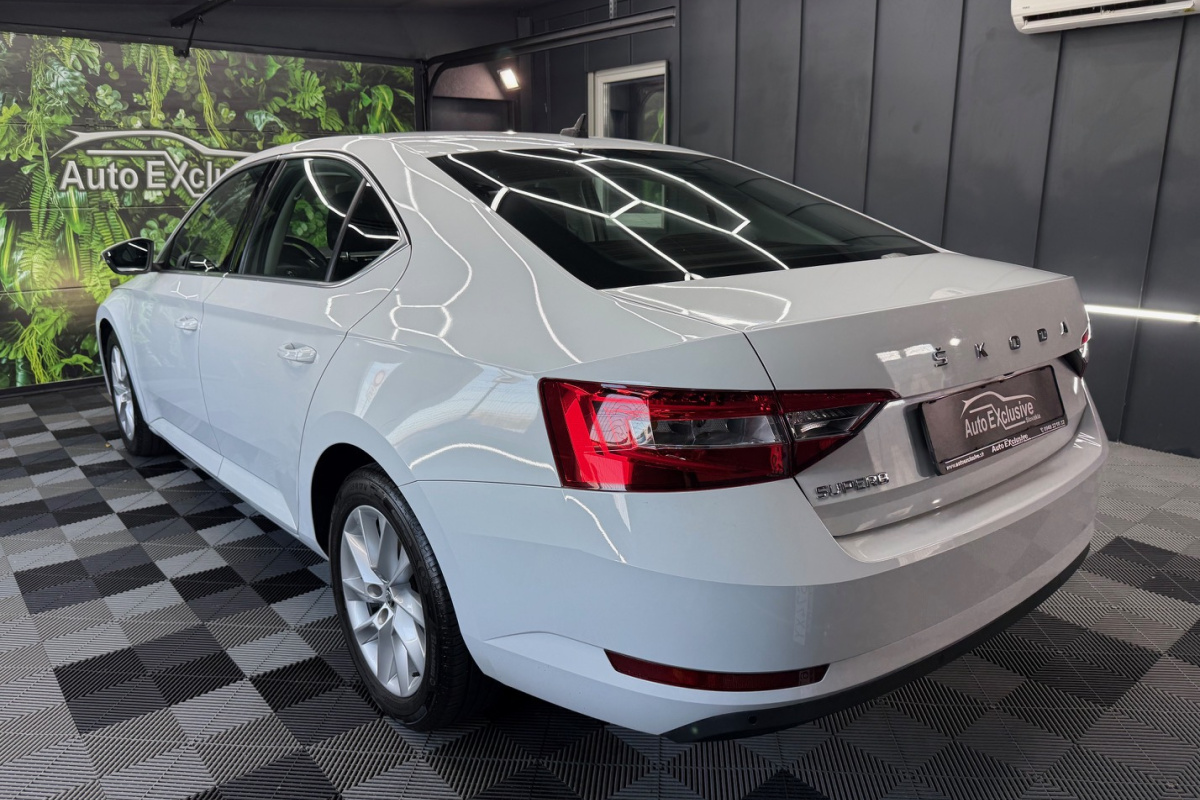 Ponuka vozidiel / Škoda Superb 2.0 TDI Ambition DSG - video Ponuka vozidiel / Škoda Superb 2.0 TDI Ambition DSG - video