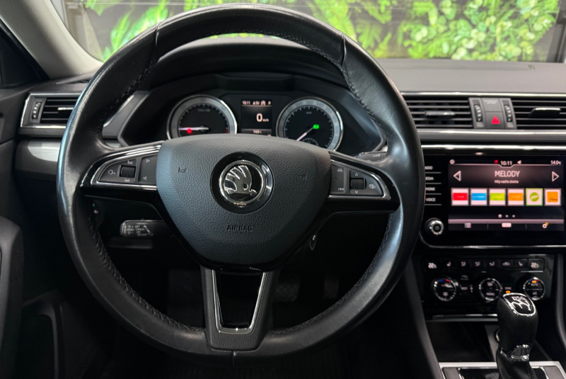  Ponuka vozidiel / Škoda Superb 2.0 TDI Ambition DSG - video