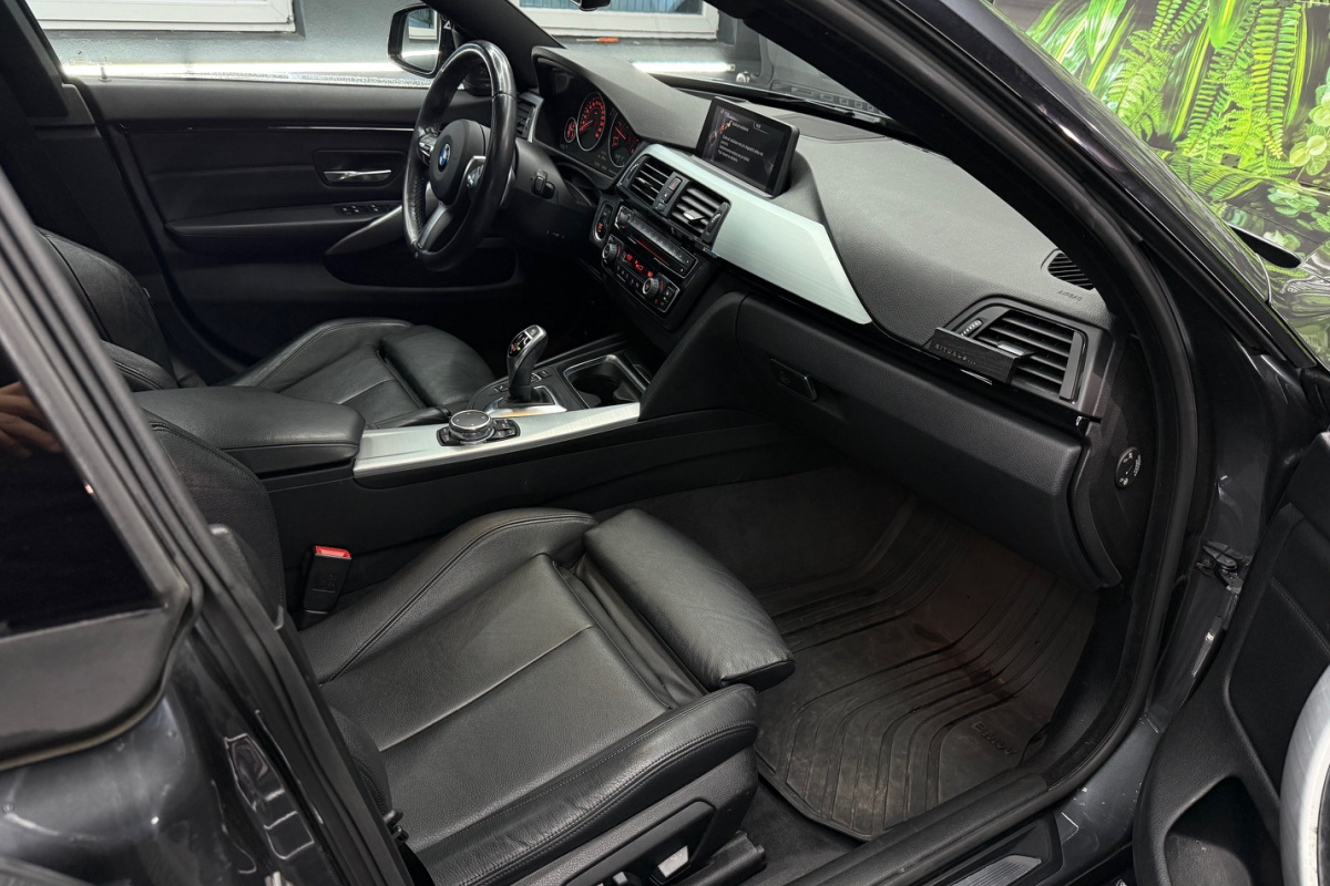 Ponuka vozidiel / BMW Rad 4 Gran Coupé 430d xDrive A/T - video