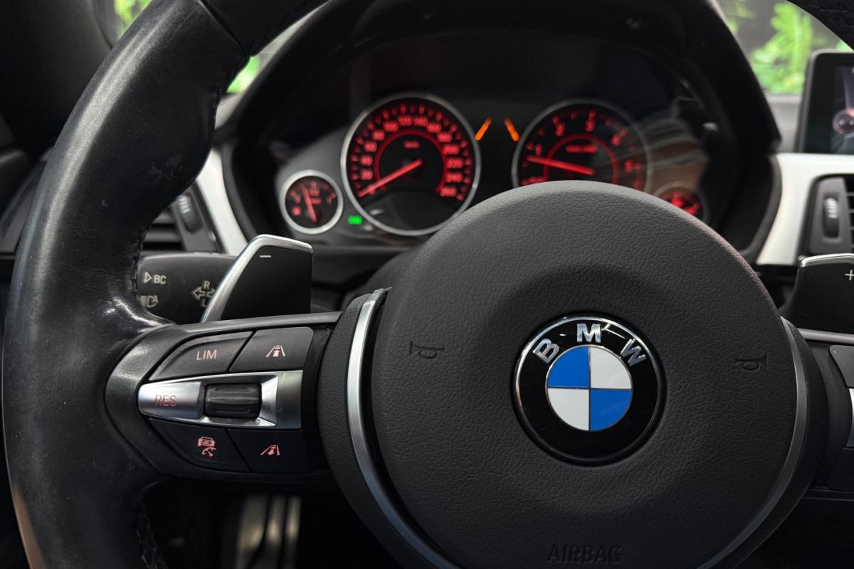 Ponuka vozidiel / BMW Rad 4 Gran Coupé 430d xDrive A/T - video