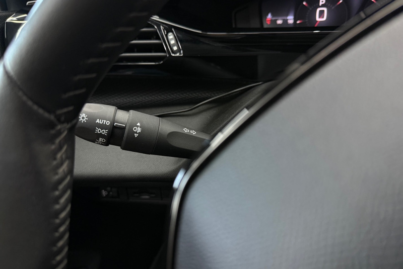 Ponuka vozidiel / Peugeot 308 1.2 A/T - video Ponuka vozidiel / Peugeot 308 1.2 A/T - video
