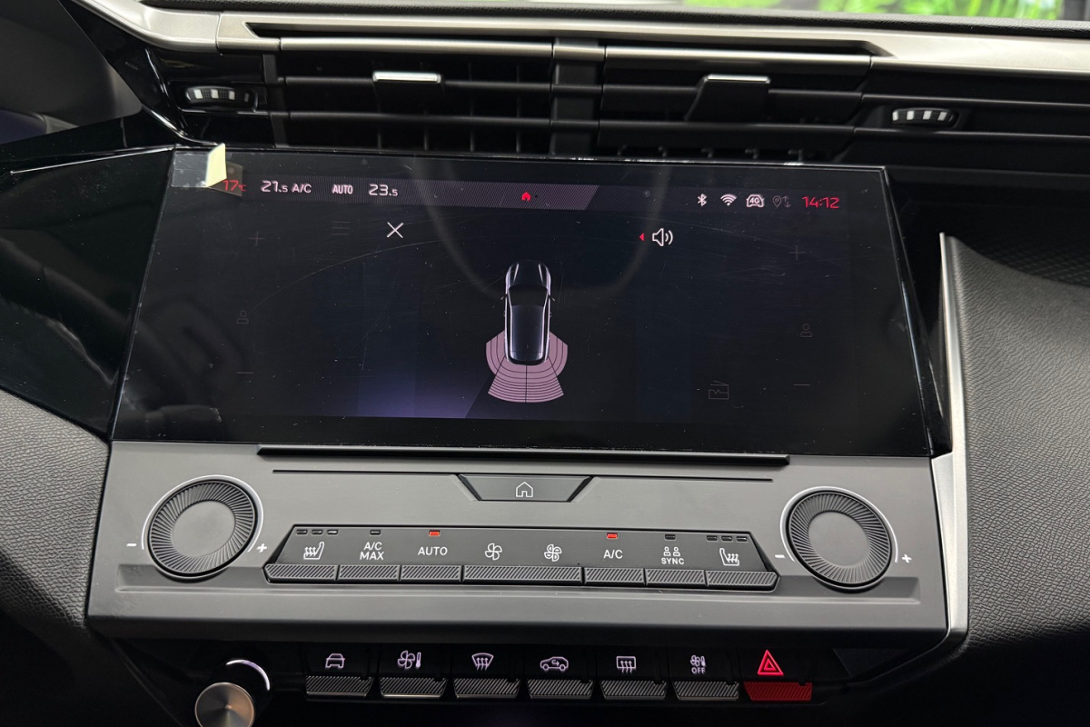 Ponuka vozidiel / Peugeot 308 1.2 A/T - video Ponuka vozidiel / Peugeot 308 1.2 A/T - video