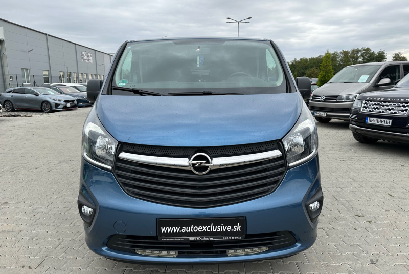  Ponuka vozidiel / Opel Vivaro 1.6 9-Miestne - video